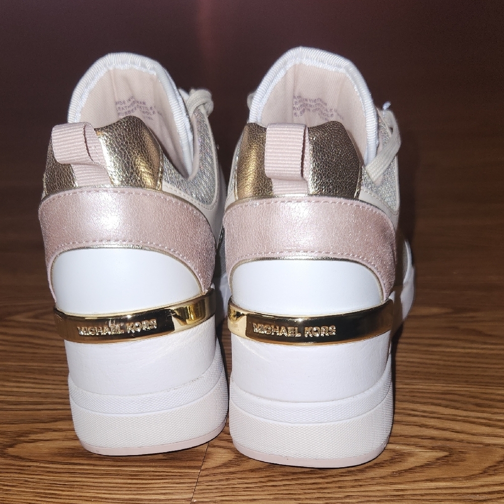 Michael Kors White With Blush & Gold Glitter Sneakers, Size 6.5M - Picture 6 of 11